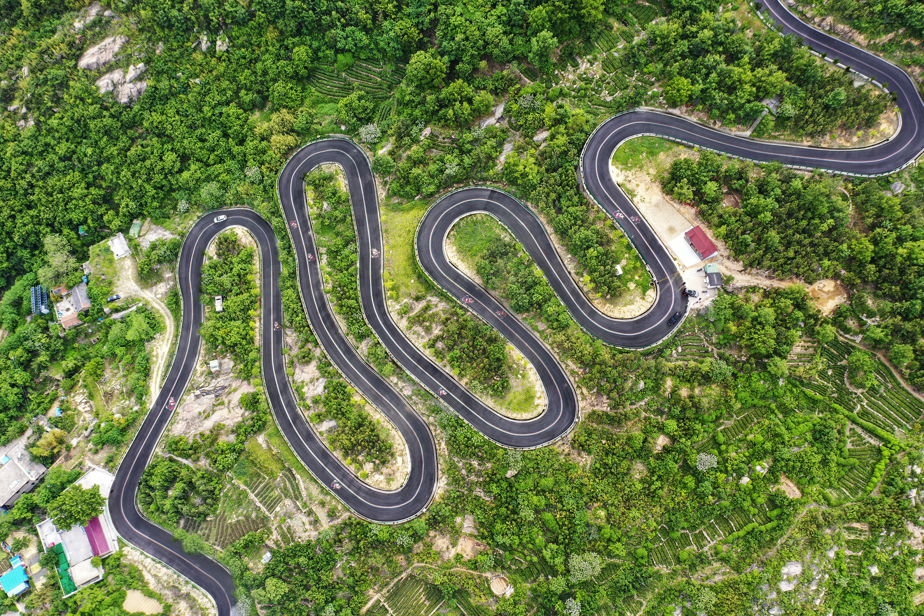 59闵新海《大圣路》.jpg